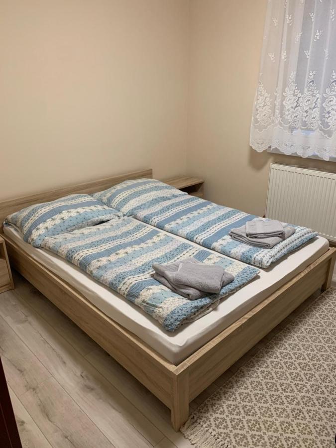 Apartmanovy Dom Magda Vrbov Exterior photo