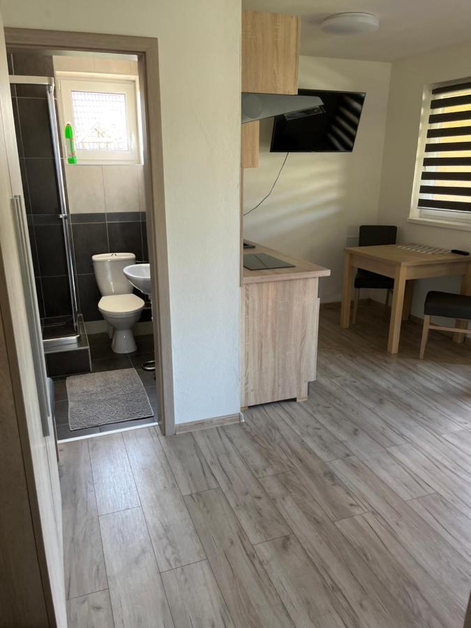 Apartmanovy Dom Magda Vrbov Exterior photo